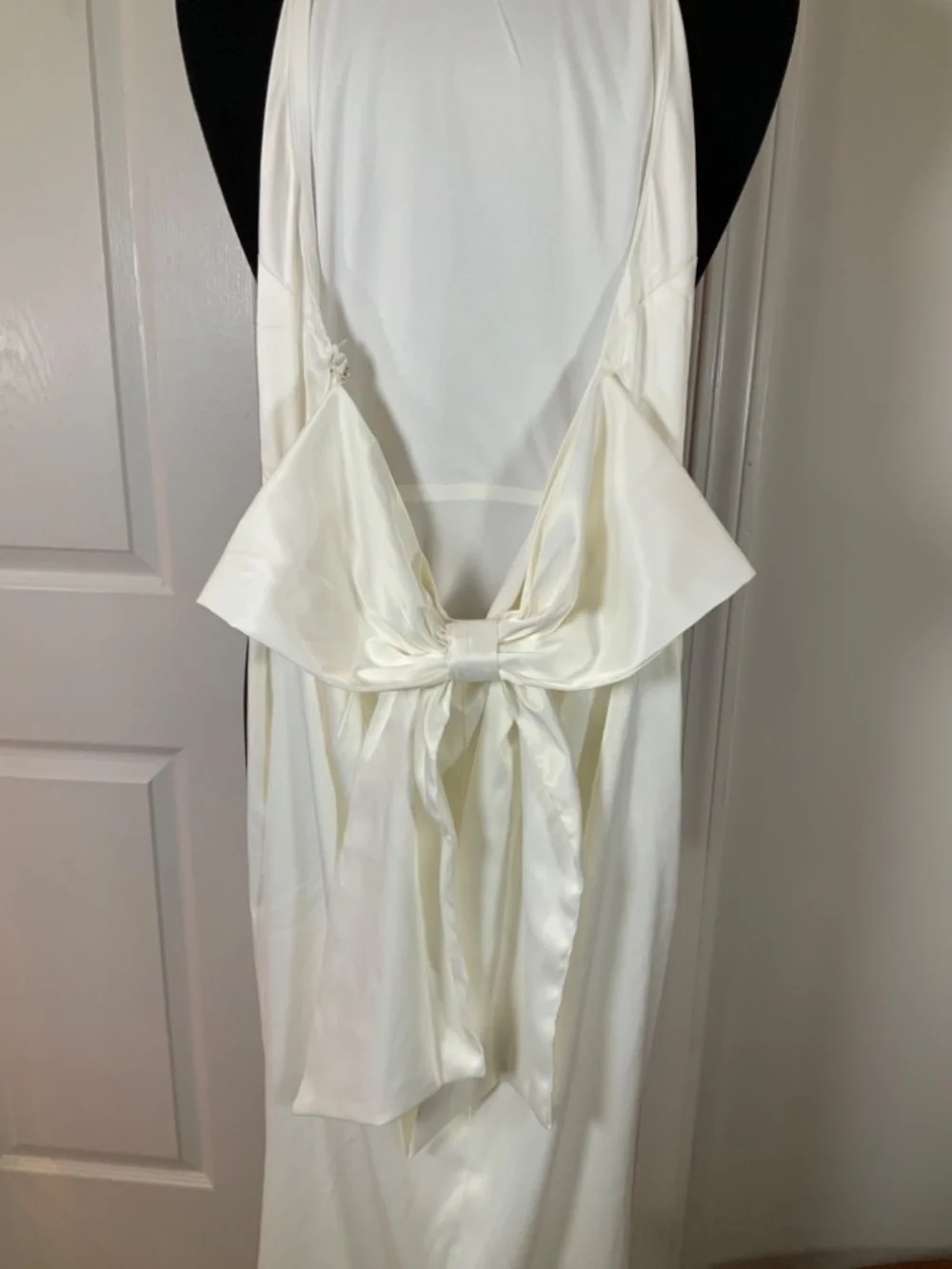 Saints and Secrets NWT White Satin Halter Maxi Dress Open Back Bow Bridal Small - Picture 9 of 12